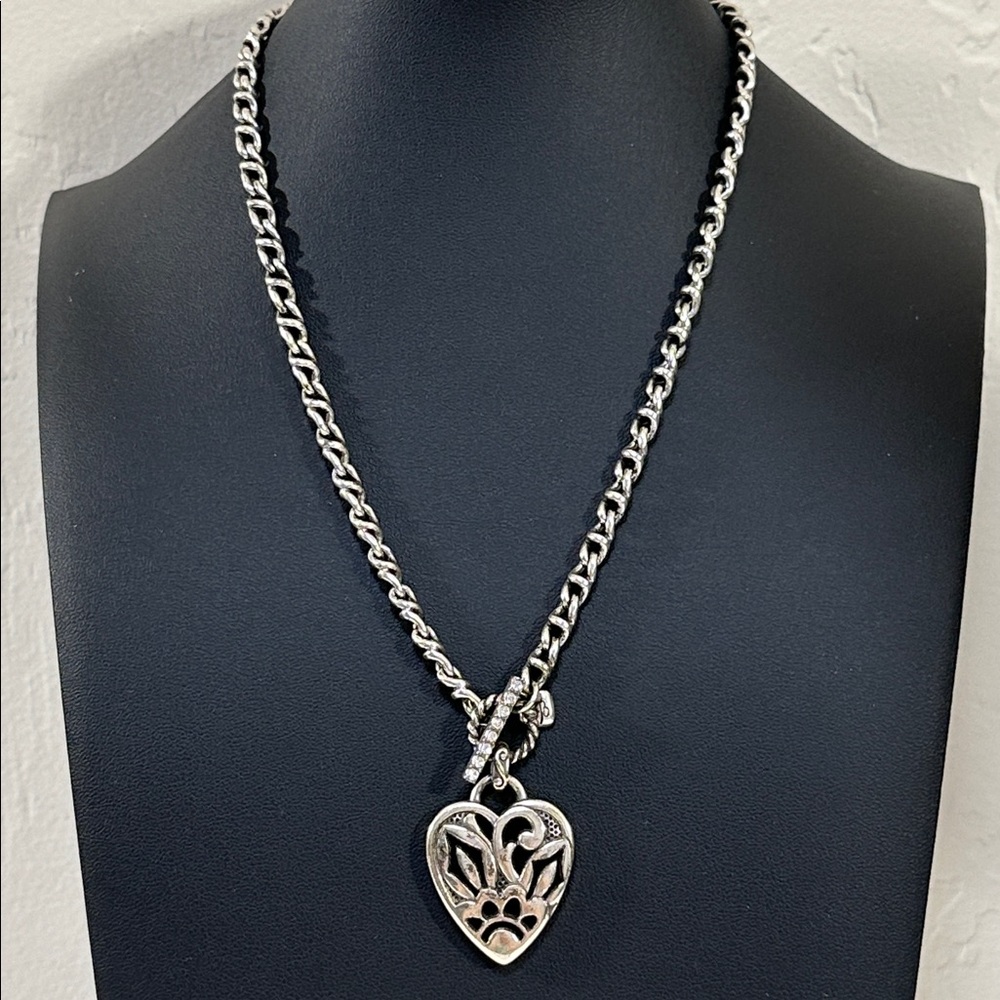 Brighton Retired Cheshire Dog Paw Design Heart Pendant Necklace - Picture 4 of 9